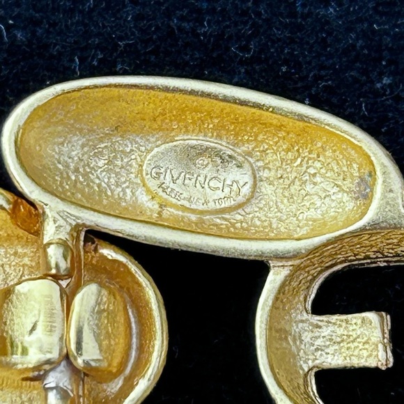 Vintage Givenchy Runway Link Brushed Matte Bracelet - Picture 10 of 10